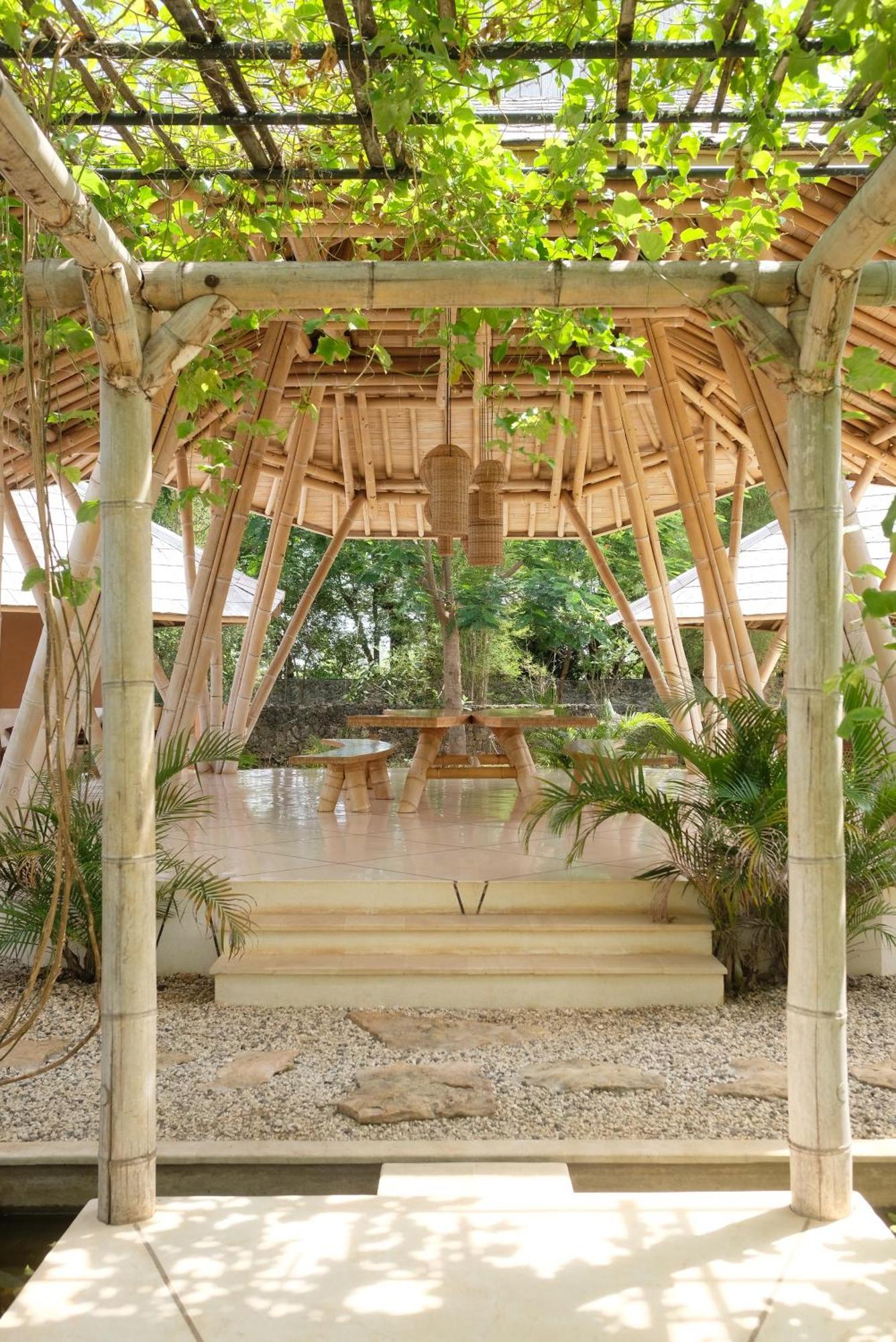 Maringi Sumba By The Sumba Hospitality Foundation Waikelo Exterior foto